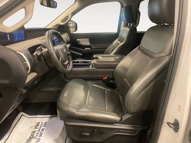 Used 2025 White Ford Active image 10