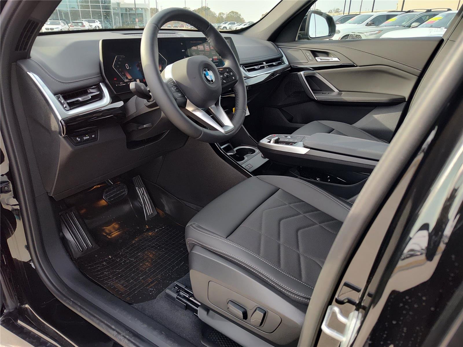 New 2026 Black Sapphire Metallic BMW xDrive28i image 2