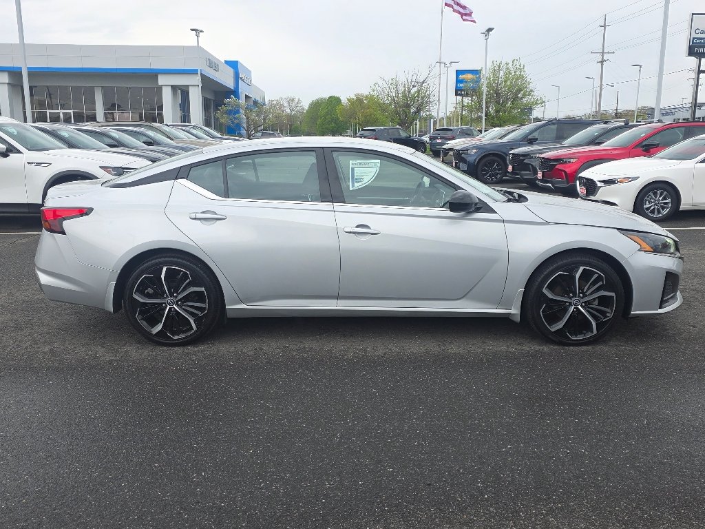Used 2024 Brilliant Silver Metallic Nissan 2.5 SR image 18