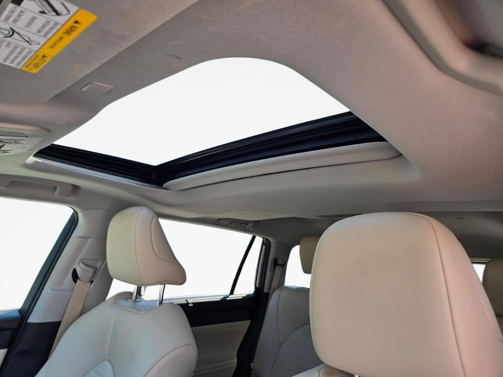 Used 2021 Blue Toyota XLE image 17