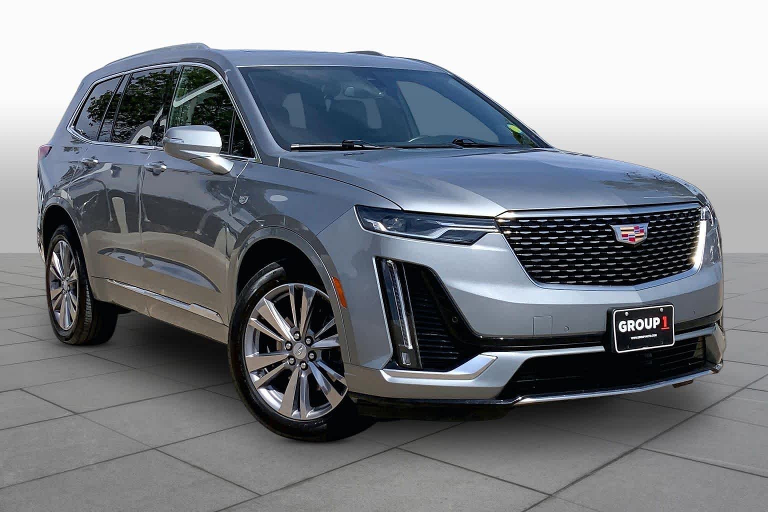 Used 2025 Argent Silver Metallic Cadillac AWD Premium Luxury image 3