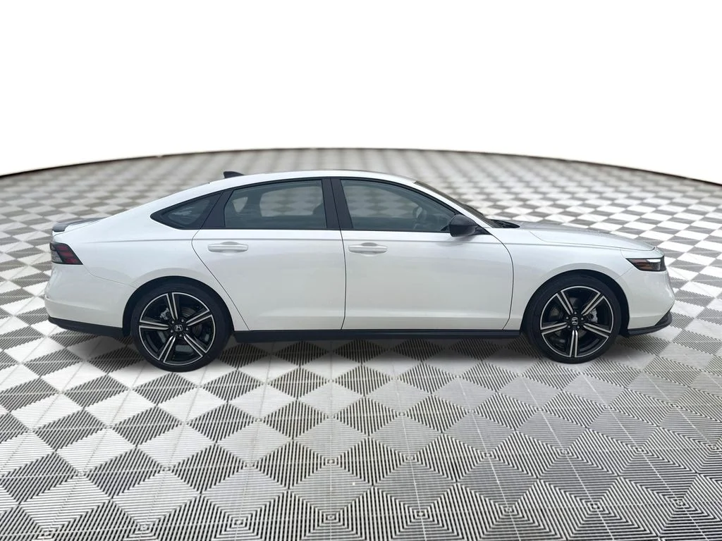 2026 Honda Accord Hybrid Sport - Photo 6