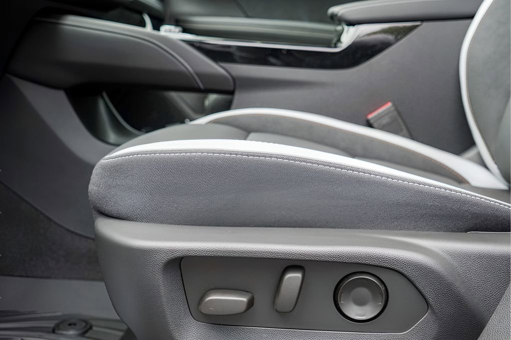 New 2026 Moonstone Gray Metallic Buick Sport Touring image 18