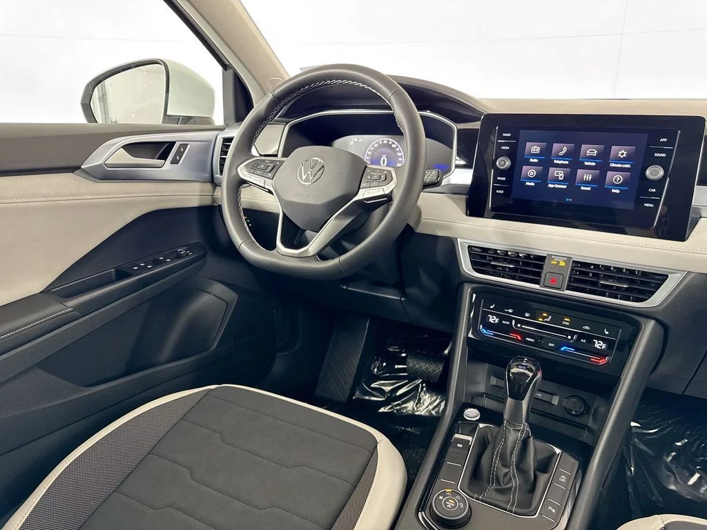 2026 Volkswagen Taos SE - Photo 8
