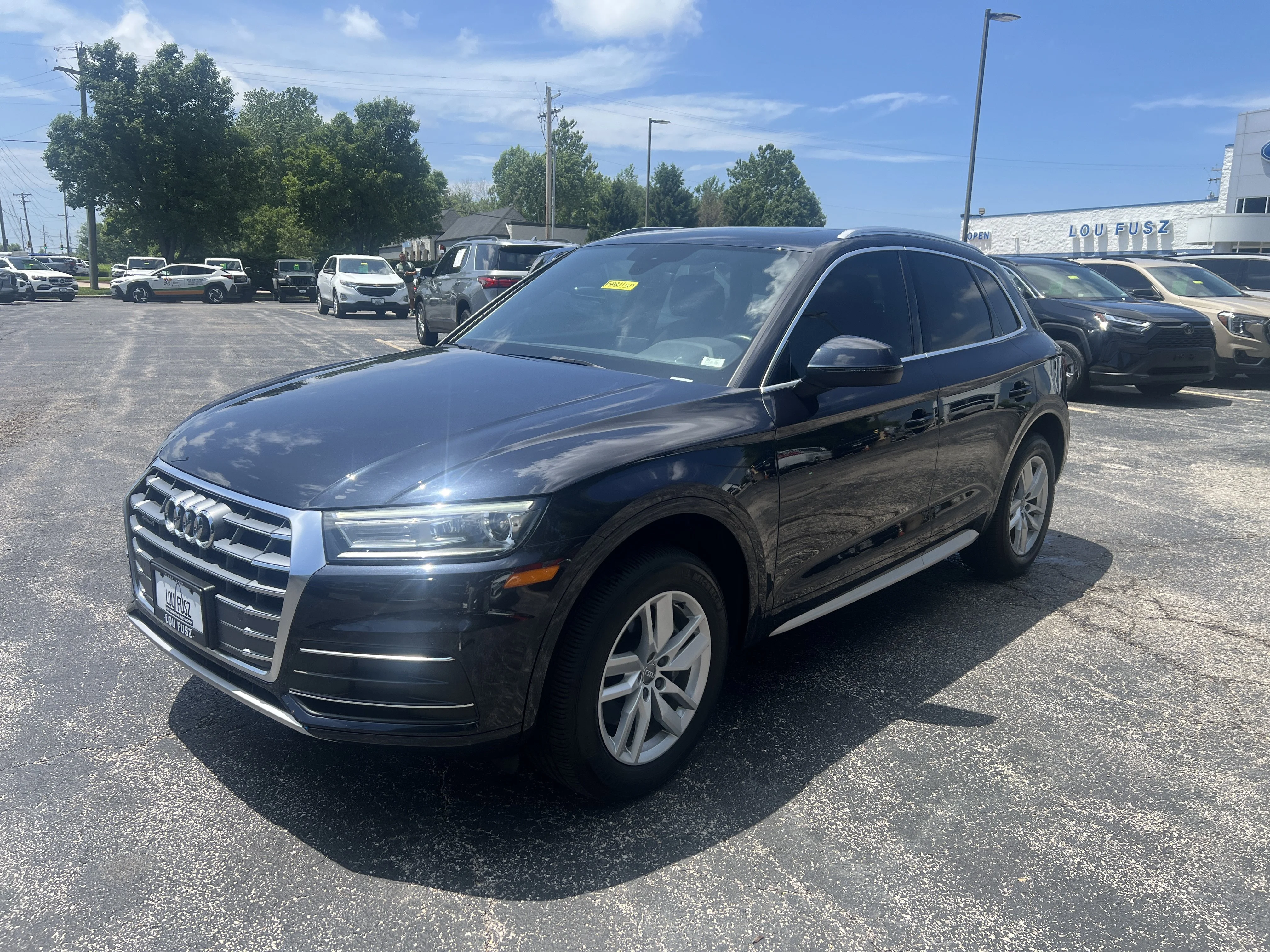 Used 2020 Blue Audi Premium image 4