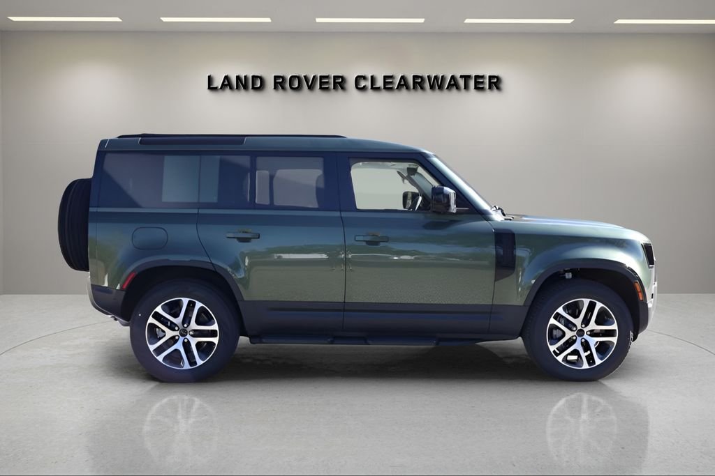 Certified Used 2026 Green Land Rover S image 6