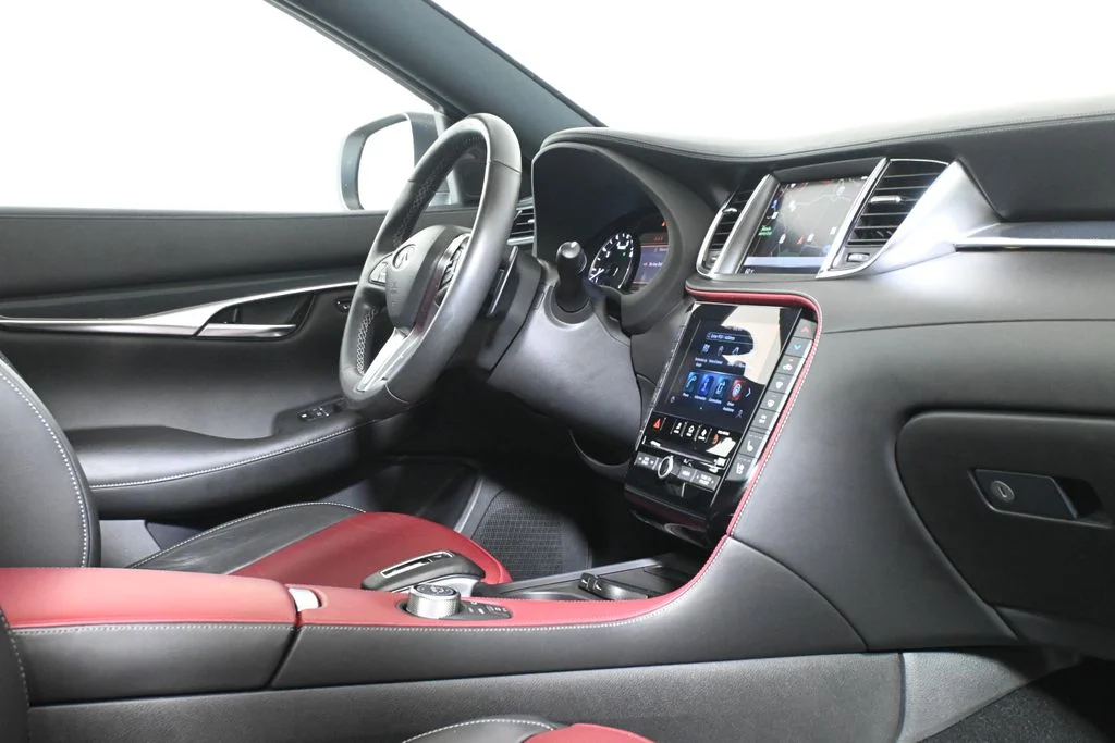 Certified Used 2023 White INFINITI SPORT image 34