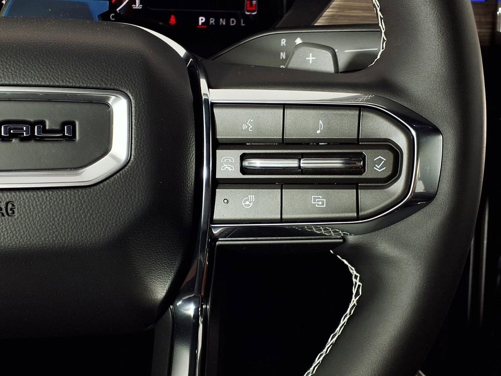 2026 GMC Acadia Denali - Photo 20