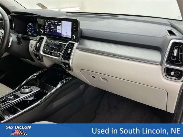 Used 2023 Snow White Pearl Kia SX Prestige image 25
