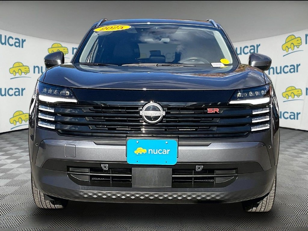 Used 2025 Gray Nissan SR image 2