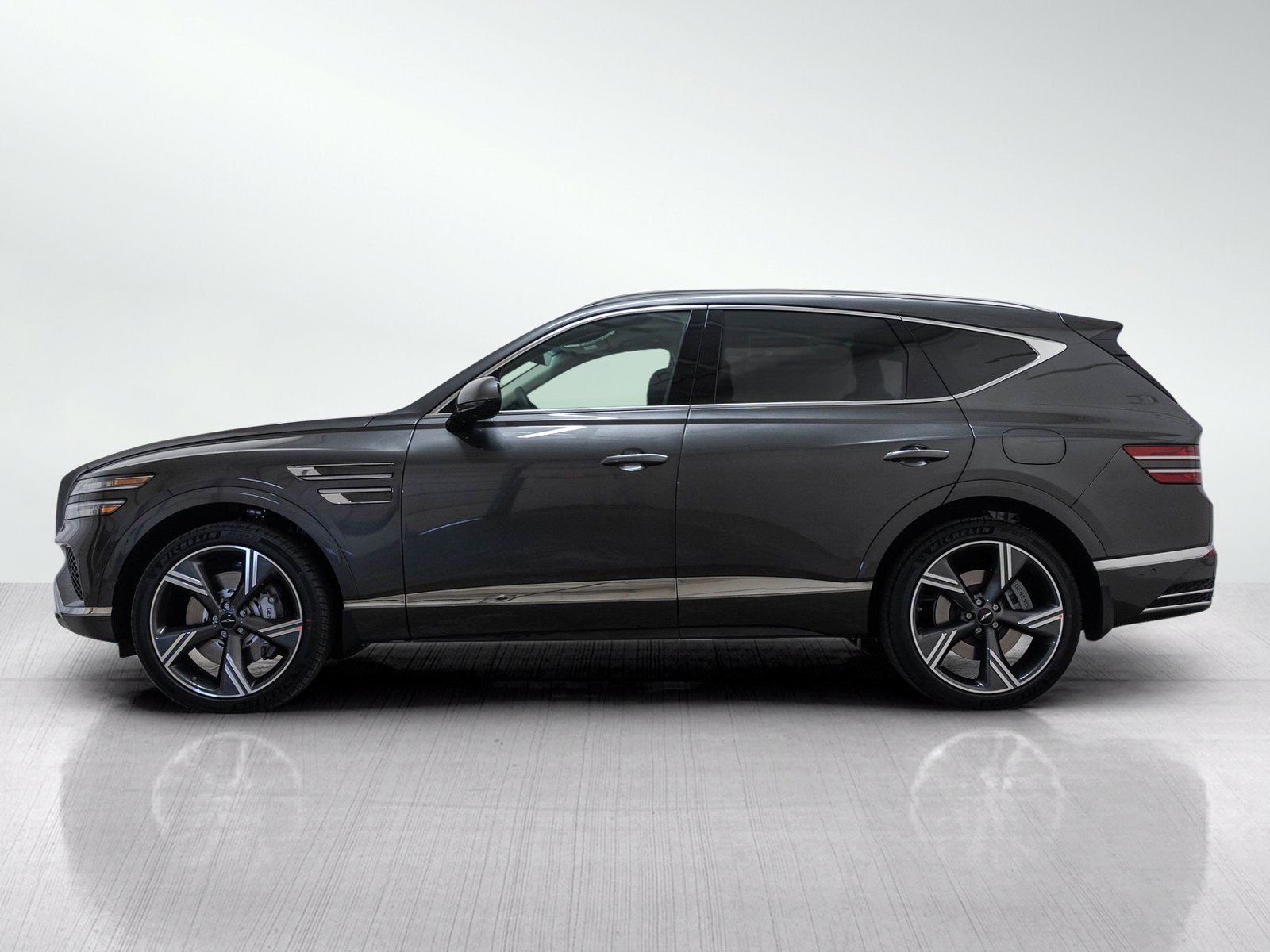 New 2026 Makalu Gray Genesis 2.5T Prestige image 3