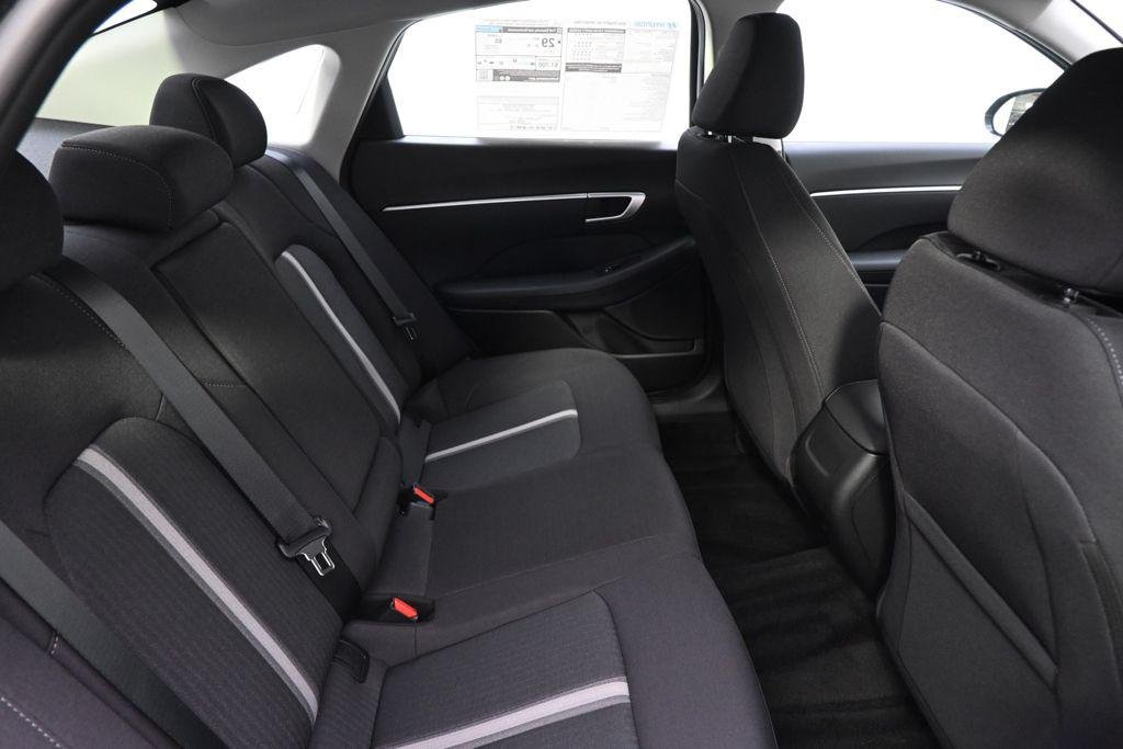 New 2026 Abyss Black Hyundai SEL Sport image 18