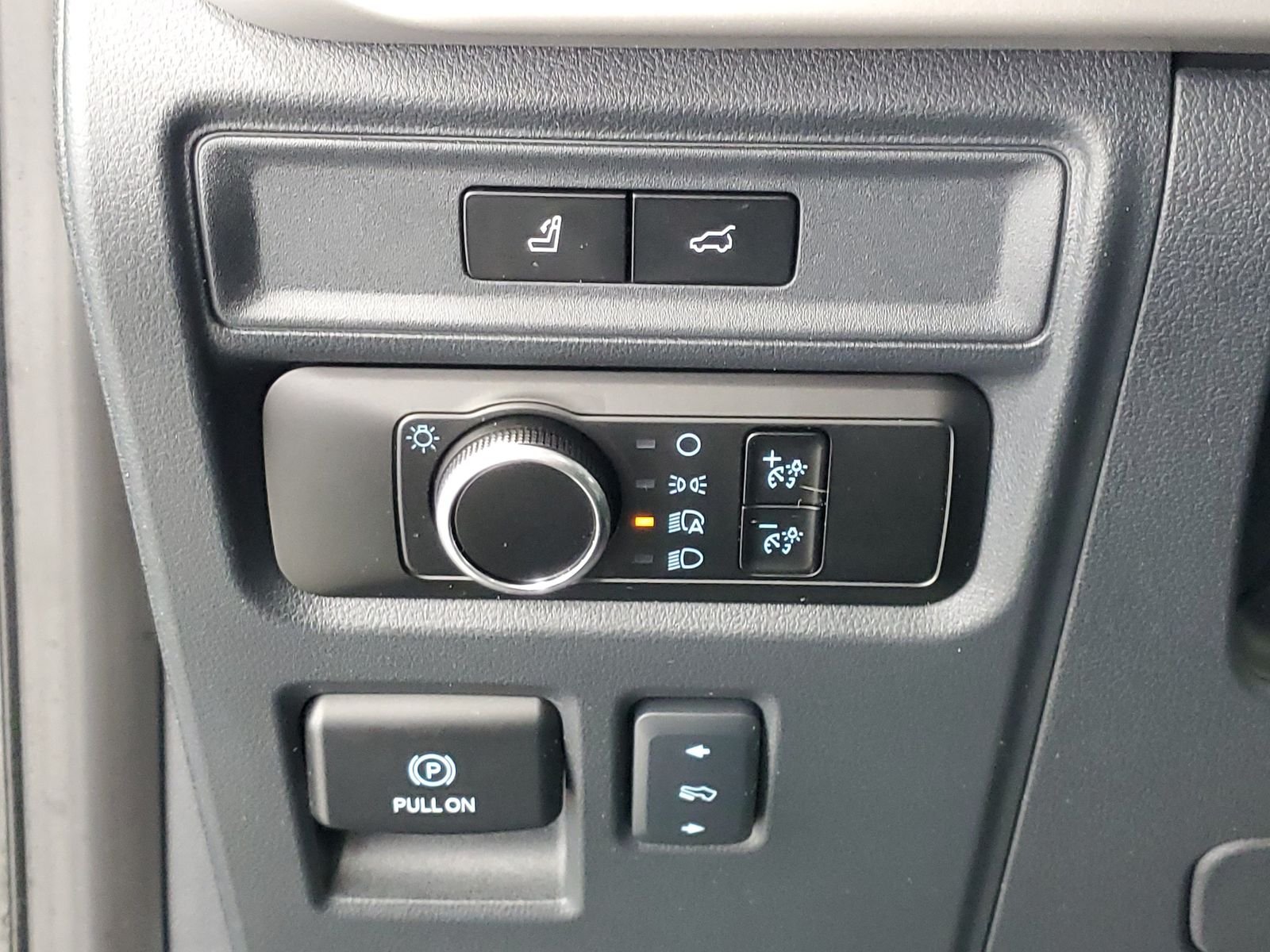 Used 2024 Black Ford XLT image 15