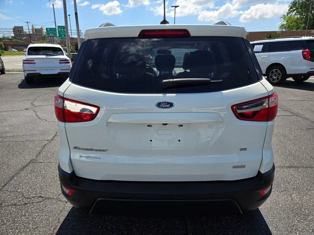 Used 2020 White Ford SE image 7