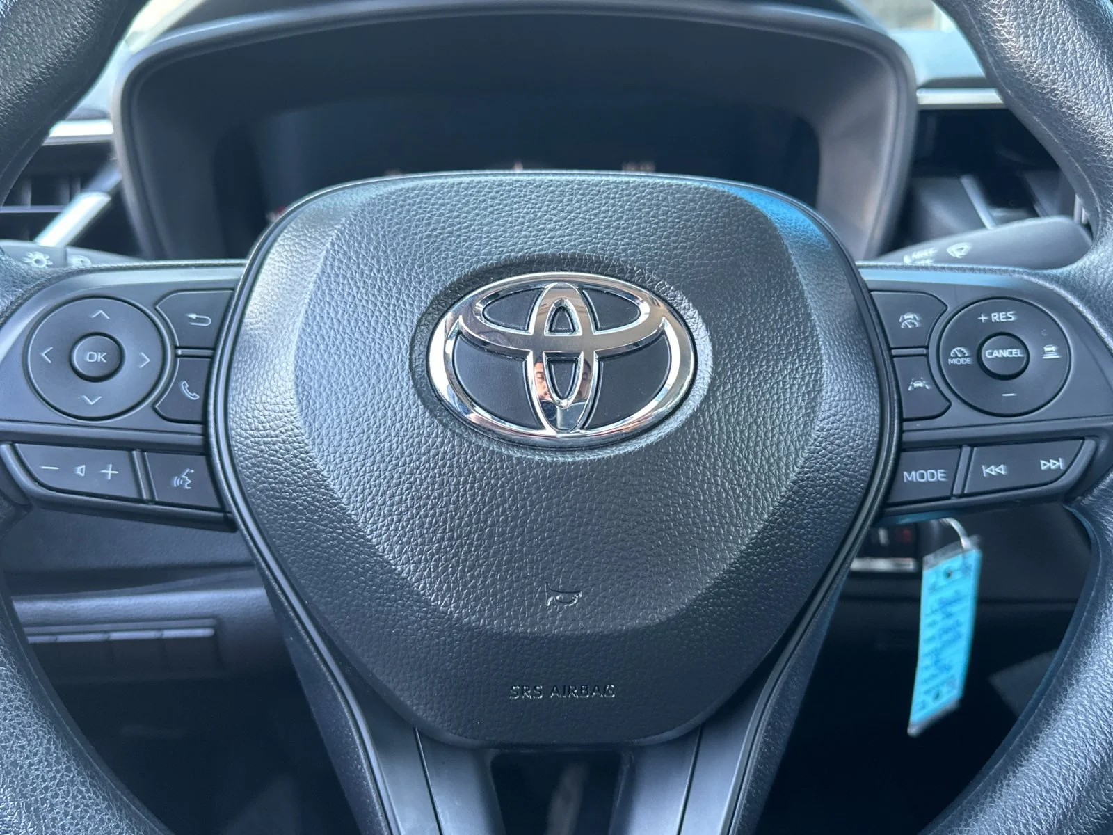 Used 2026  Toyota LE image 23