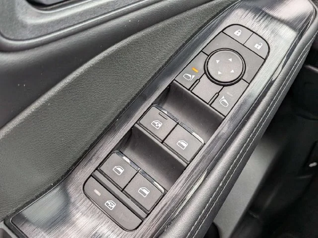 Used 2025 Gray Nissan SV image 22