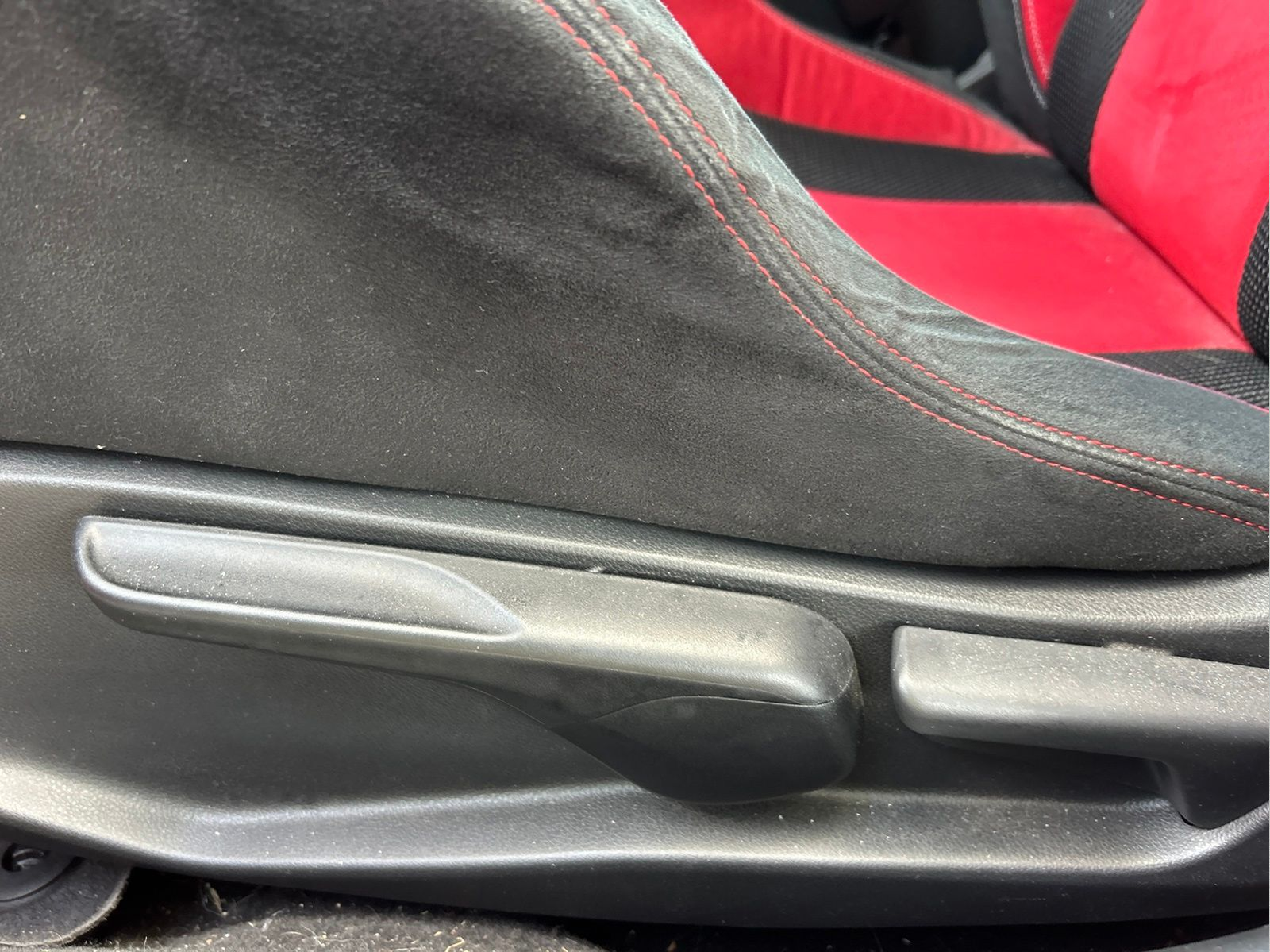 Used 2017 Red Honda Type R Touring image 27