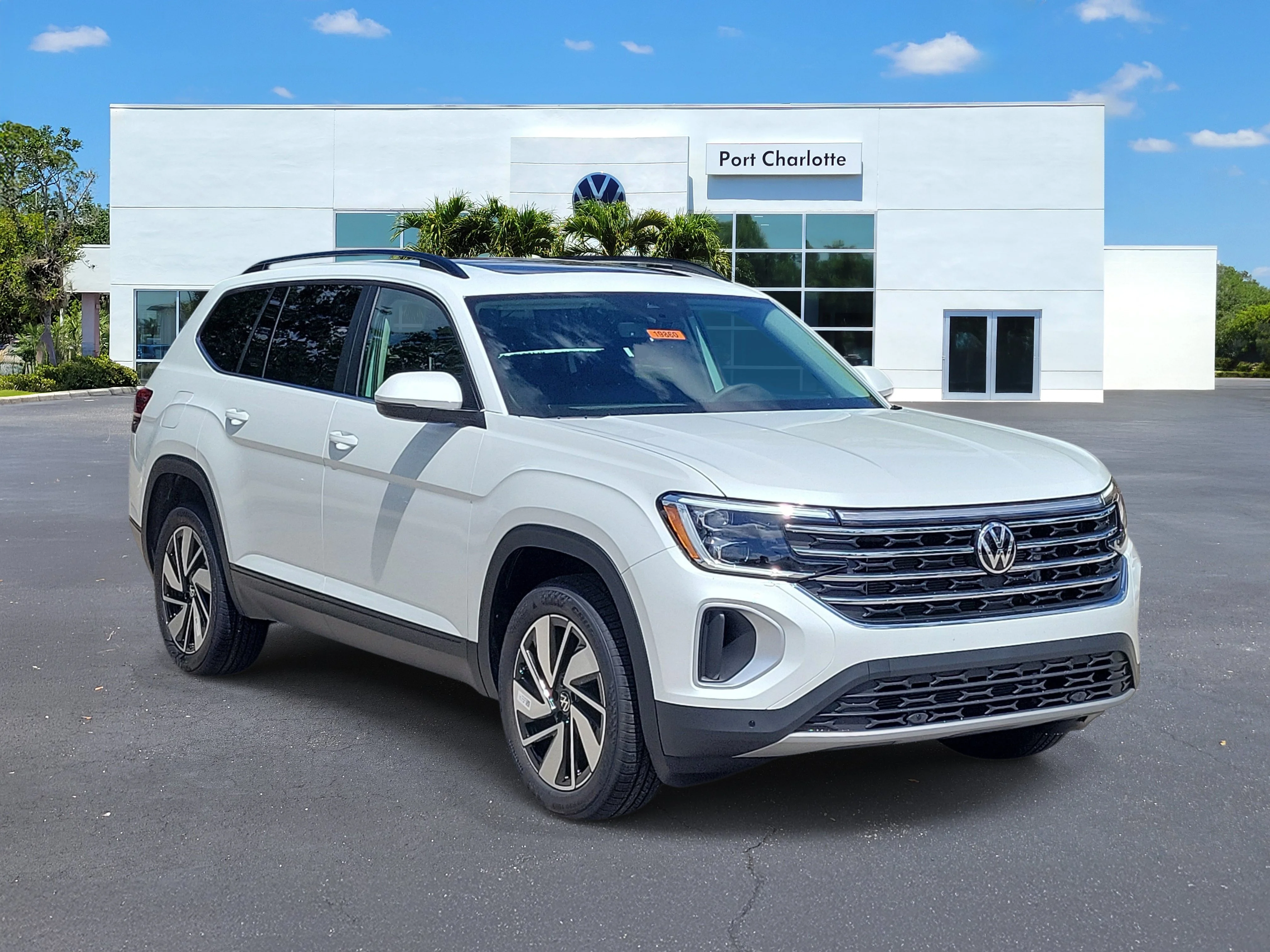 New 2026 White Volkswagen 2.0T SE w/Technology image 29