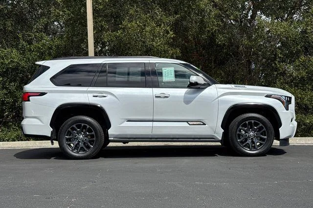 Certified Used 2023 WIND CHILL PEARL* Toyota  image 3