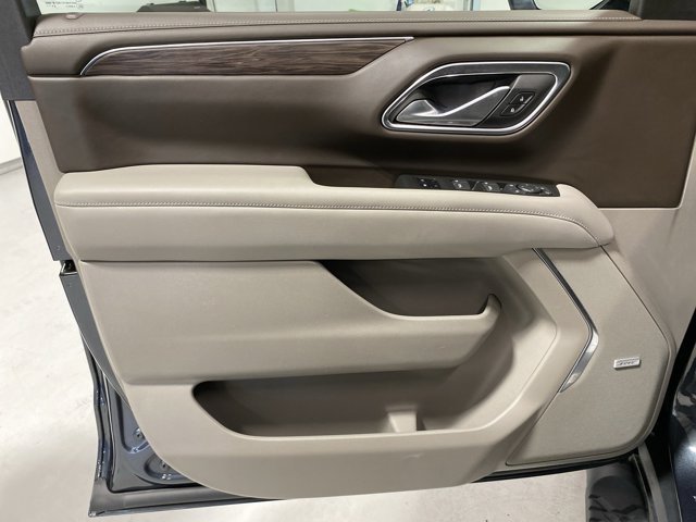 Used 2022 Evergreen Gray Metallic Chevrolet Z71 image 21