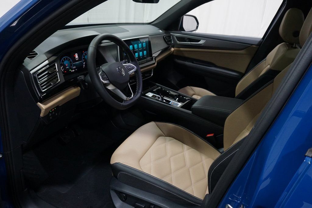 2025 Volkswagen Atlas Cross Sport SE w/Tech - Photo 11