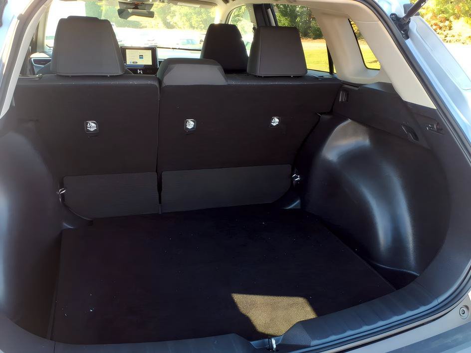 Certified Used 2025 Silver Toyota LE image 10