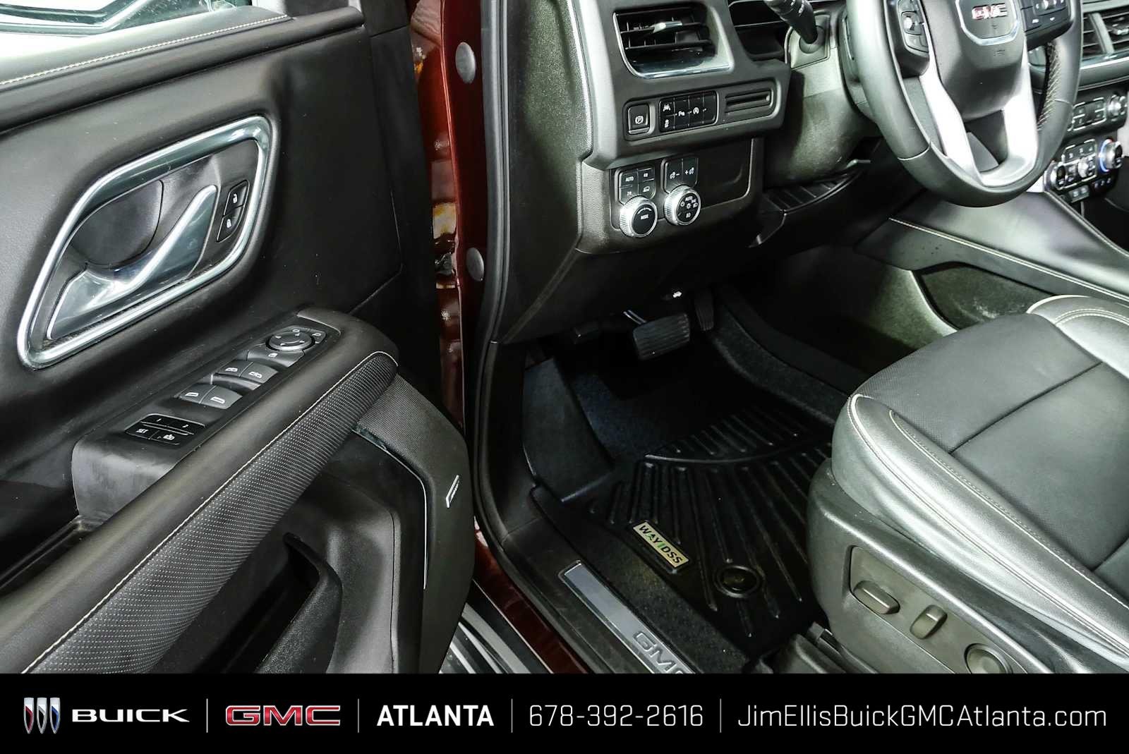 2023 GMC Yukon XL SLT - Photo 16