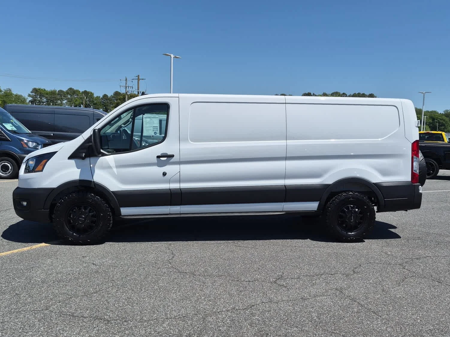 Certified Used 2025 Oxford White Ford  image 5