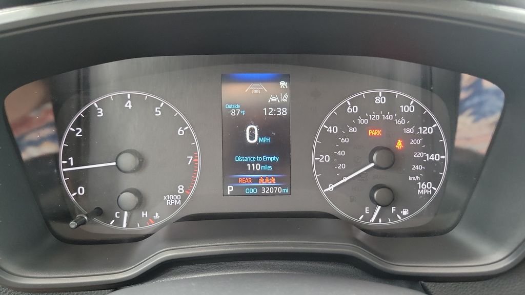 Certified Used 2025 Silver Toyota LE image 22
