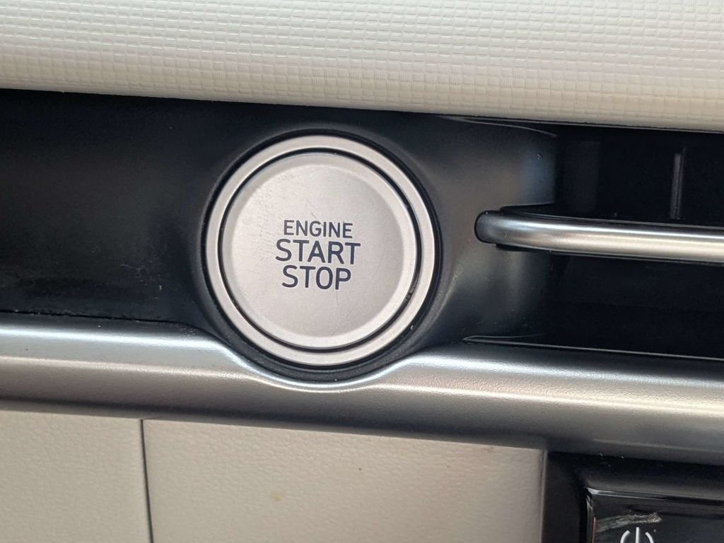 Used 2025 Red Hyundai SEL image 37