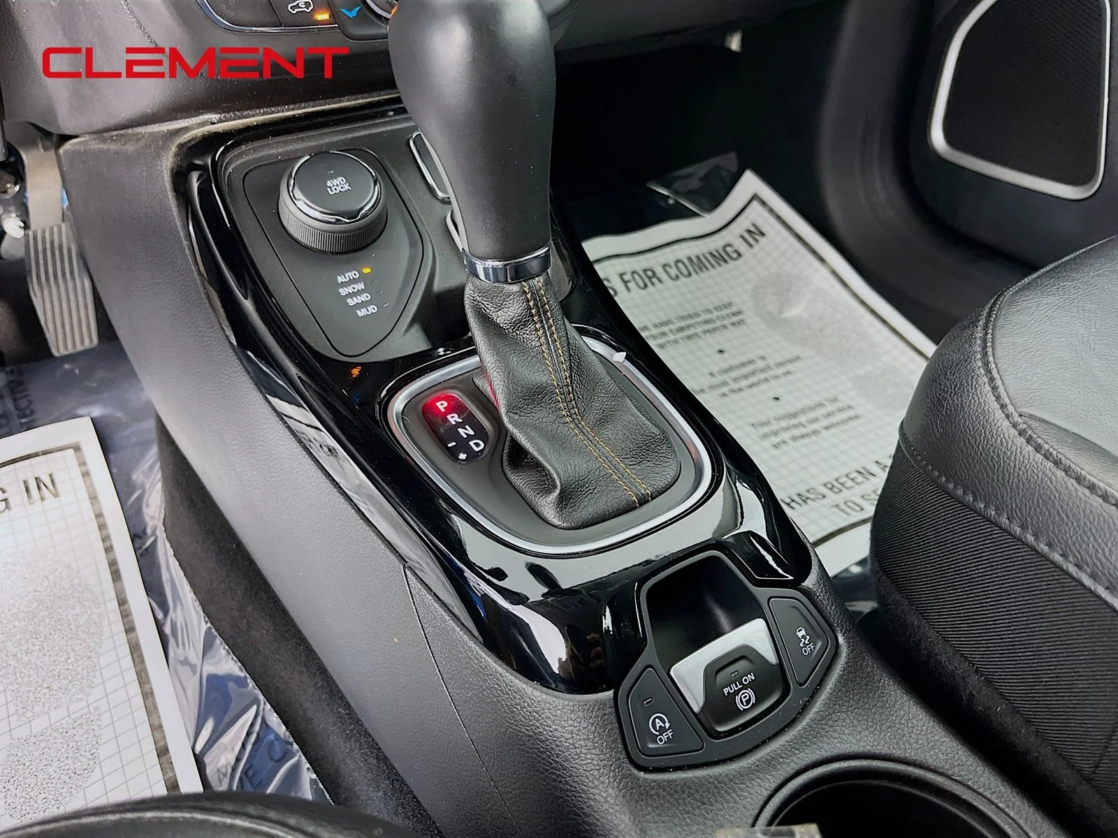 Used 2019 Blue Jeep Limited image 23