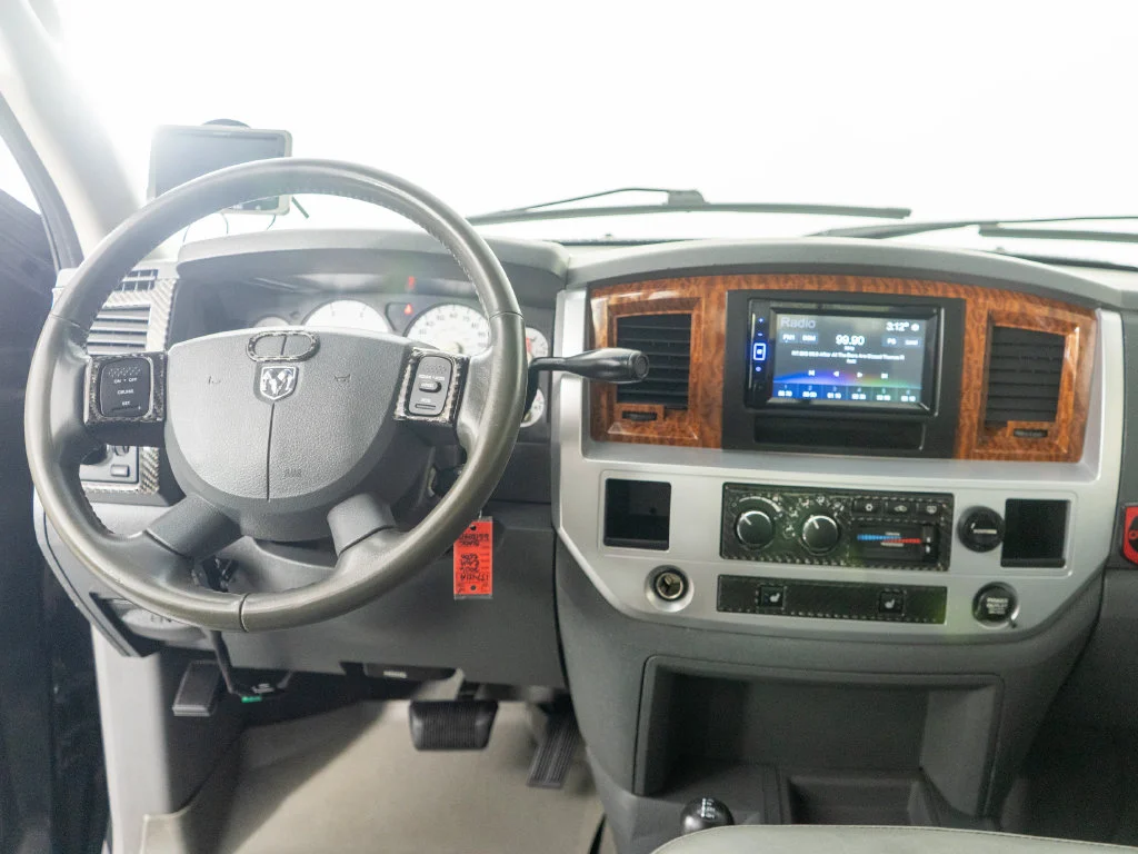 Used 2006 Black Dodge Laramie image 12