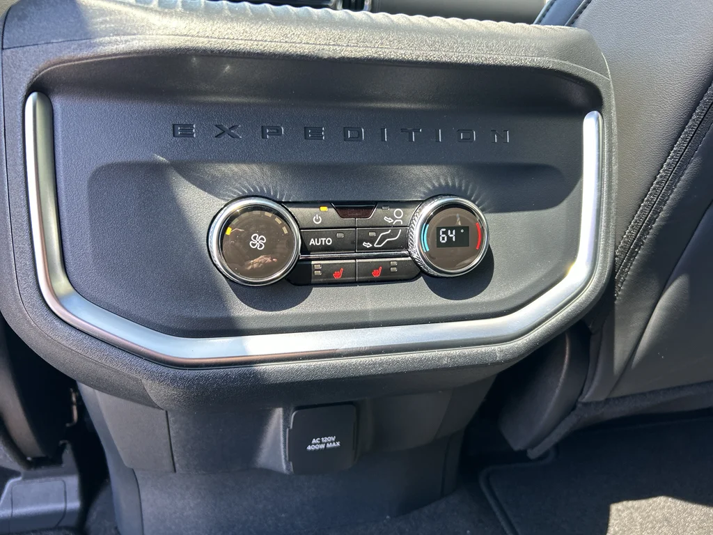 New 2026 Space Silver Metallic Ford MAX Platinum® image 21