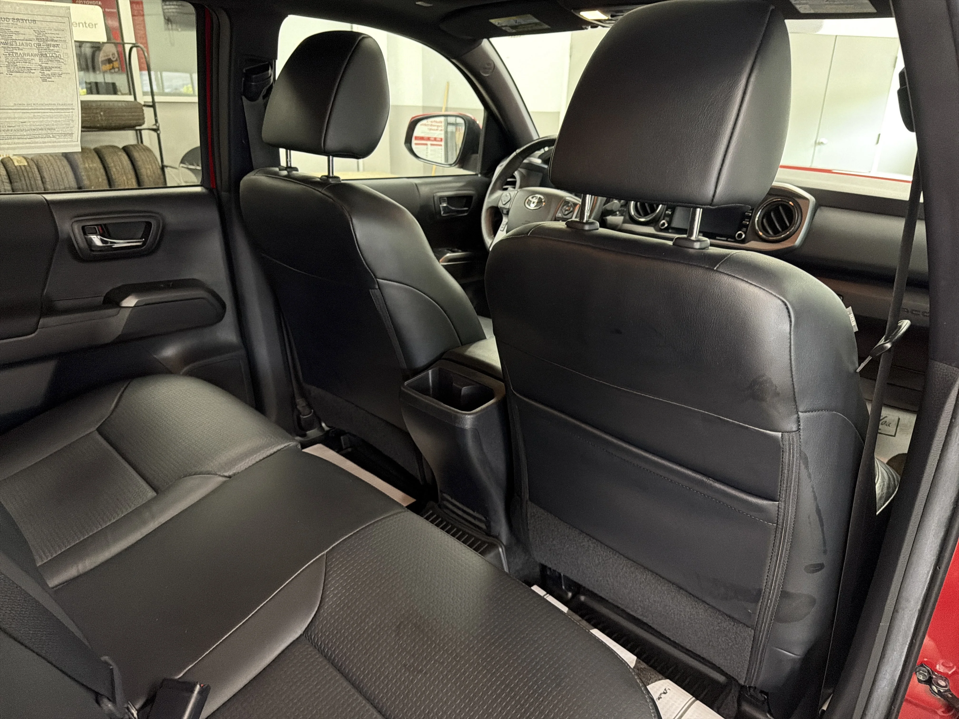 Used 2022 Barcelona Red Metallic Toyota  image 32