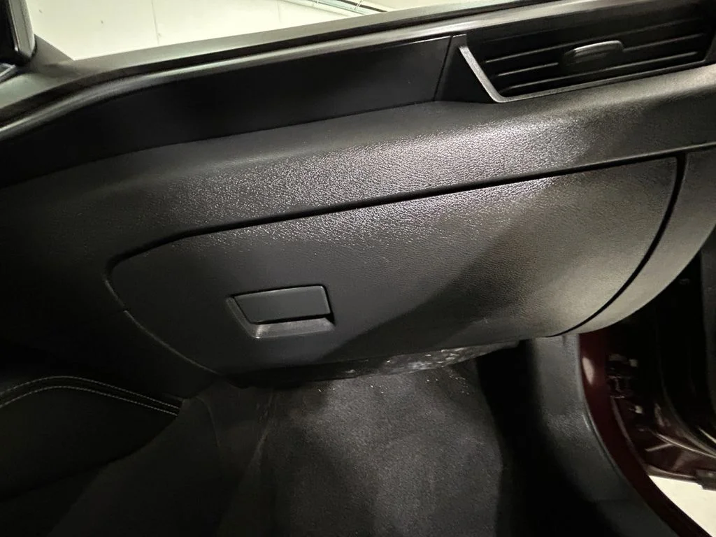 Used 2024 Red Nissan 2.5 SV image 24