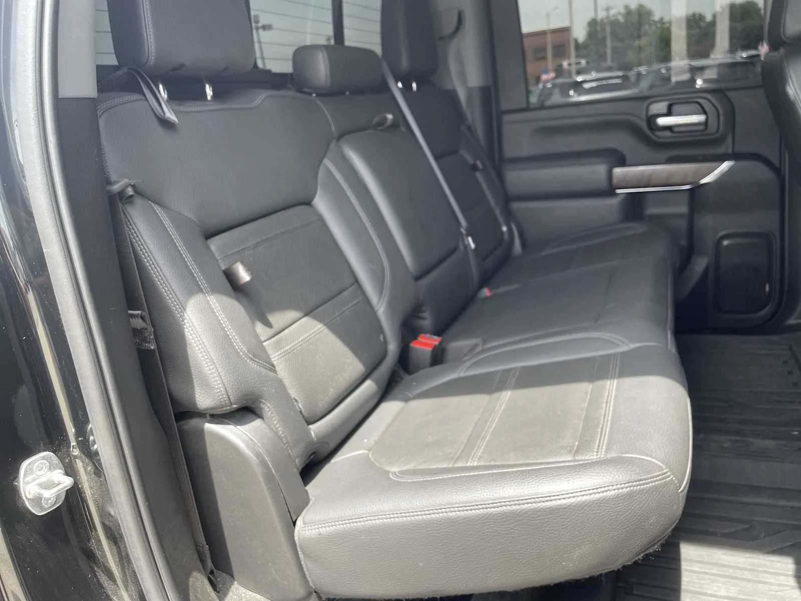 Used 2021 Onyx Black GMC Denali image 29