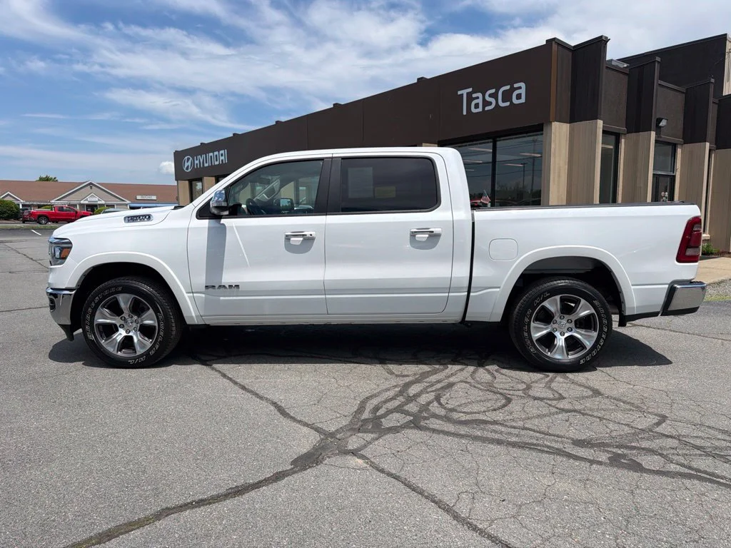 Used 2022 White Ram Laramie image 7