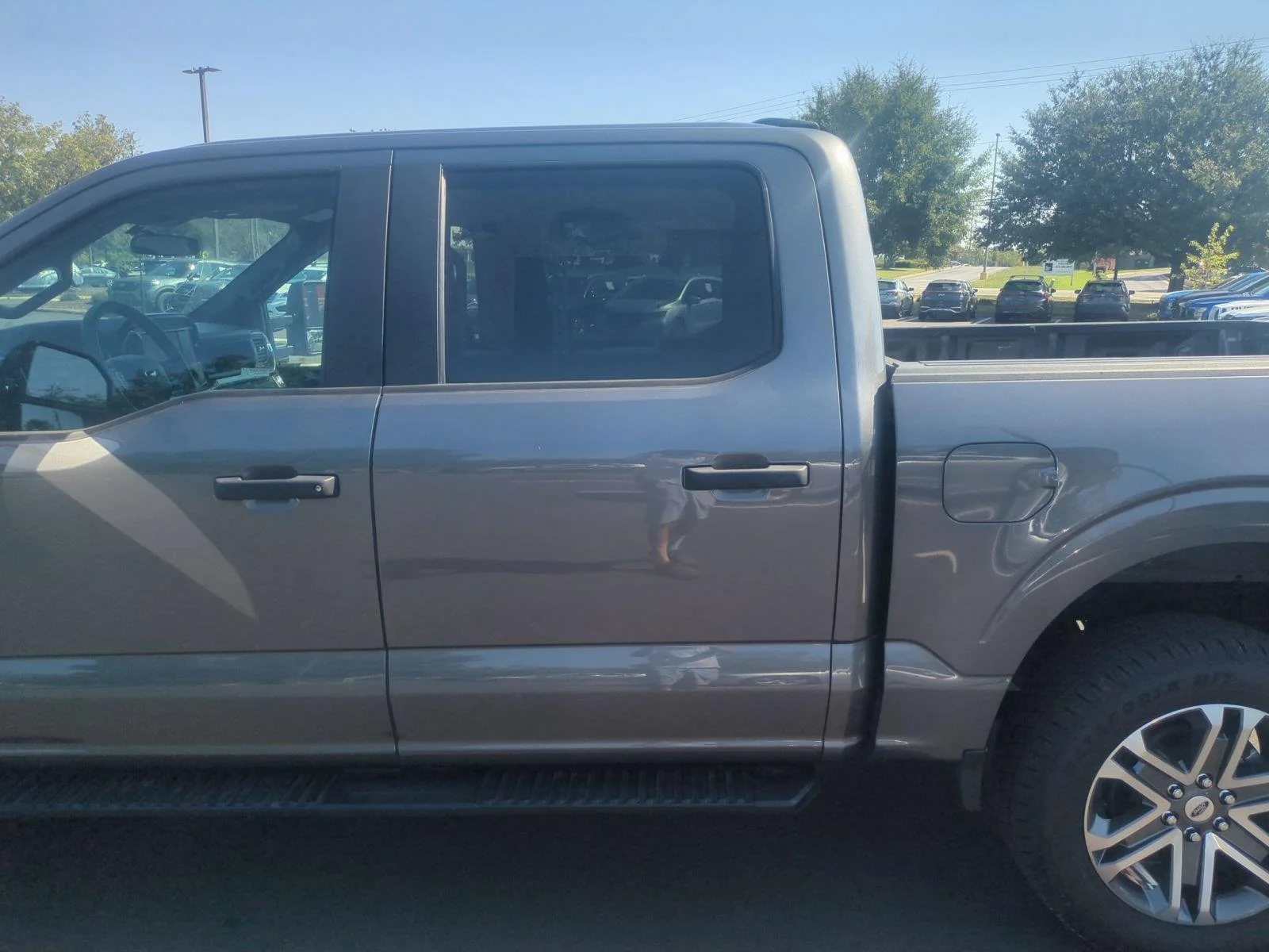 Used 2022 Carbonized Gray Metallic Ford XL image 30