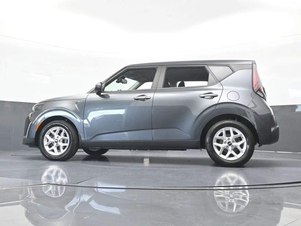 Used 2024 Gravity Gray Kia S image 54