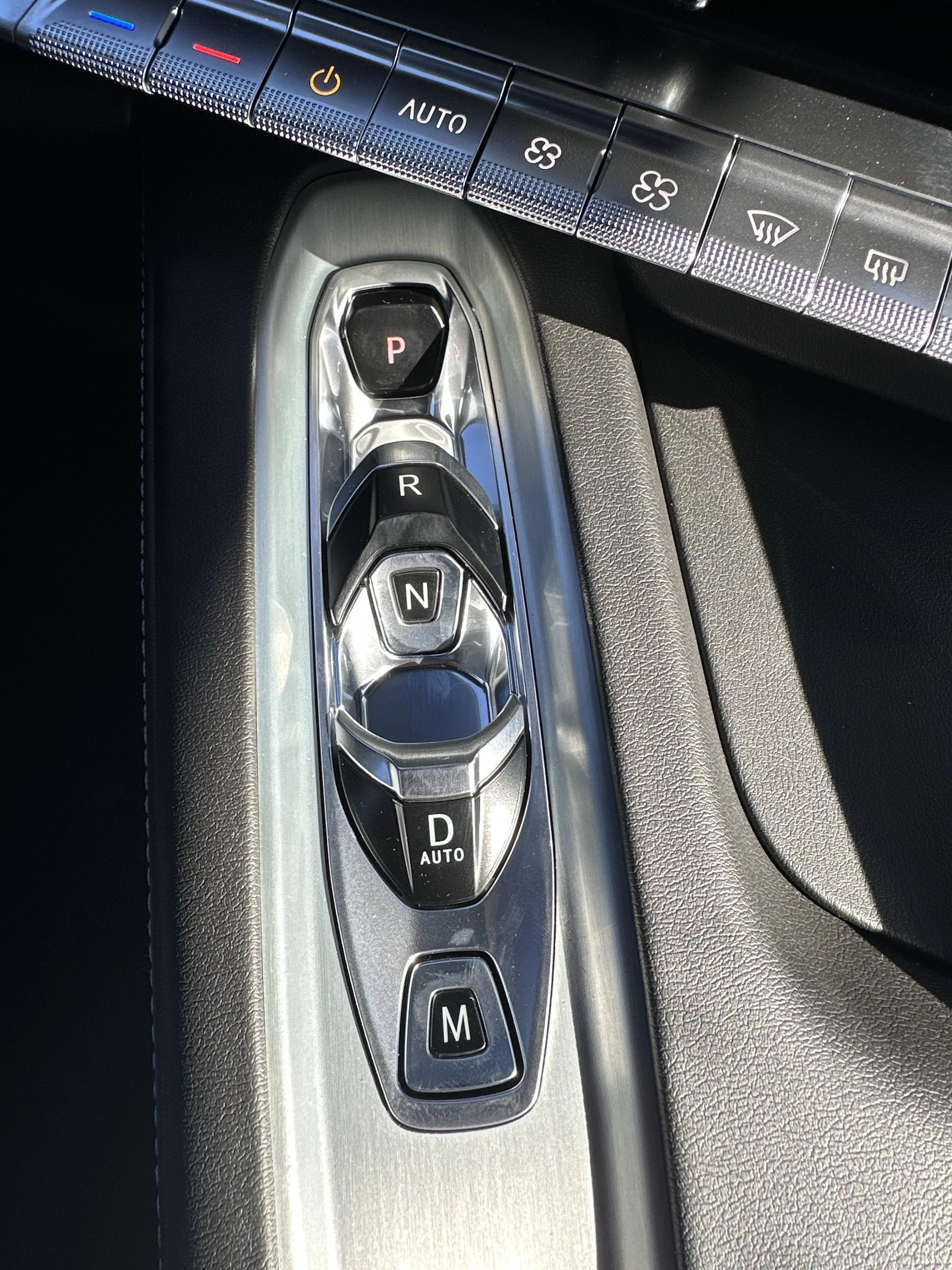 New 2026 Arctic White Chevrolet 1LZ E-RAY image 14