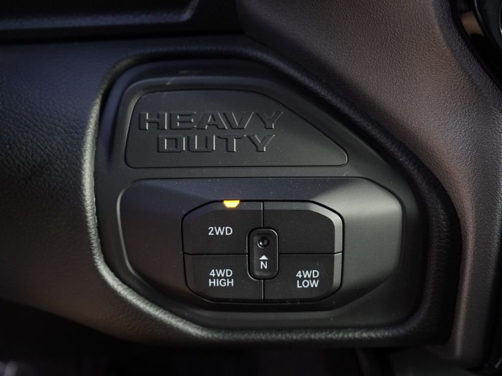 New 2026 Bright White Clear-Coat Exterior Paint RAM Laramie image 15