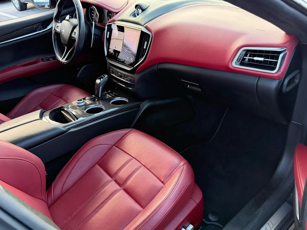 Used 2022 Gray Maserati Modena image 15