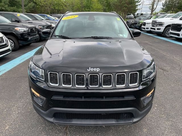 Used 2018 Black Jeep Latitude image 10
