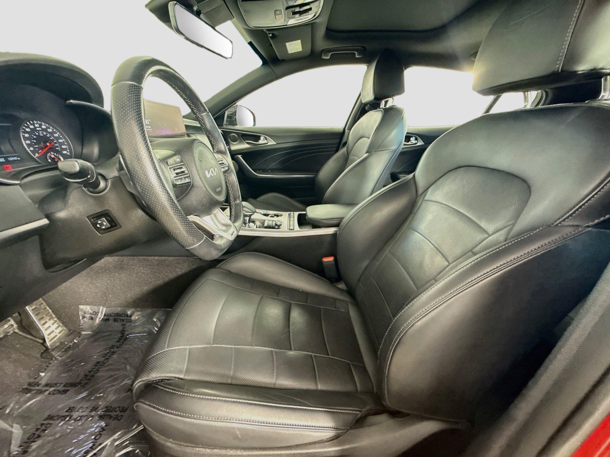 Used 2023  Kia GT2 image 23