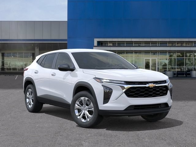 2026 Chevrolet Trax LS - Photo 7