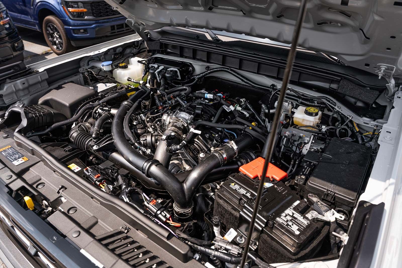 New 2026 Avalanche Gray Ford Outer Banks® image 16