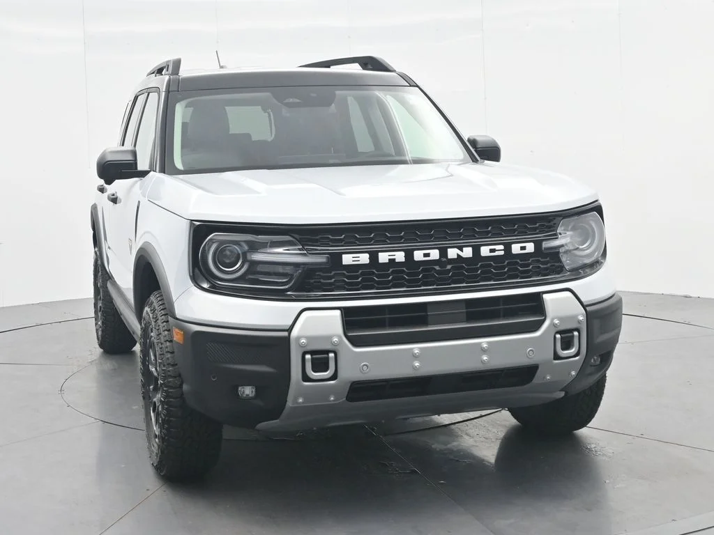 New 2026 Space White Metallic Ford Badlands® image 4