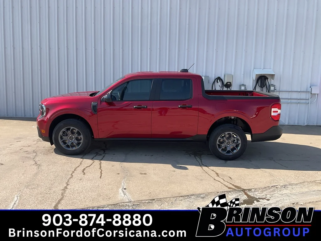 New 2026 Ruby Red Metallic Tinted Clearcoat Ford XLT image 3