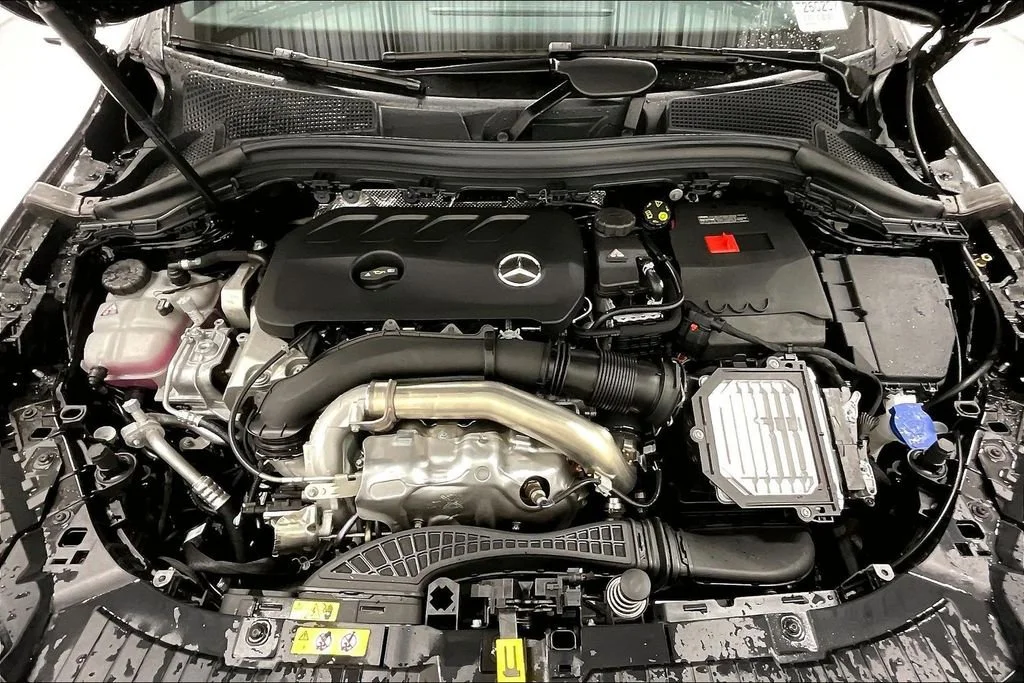 New 2026 Night Black Mercedes-Benz GLA 250 image 28