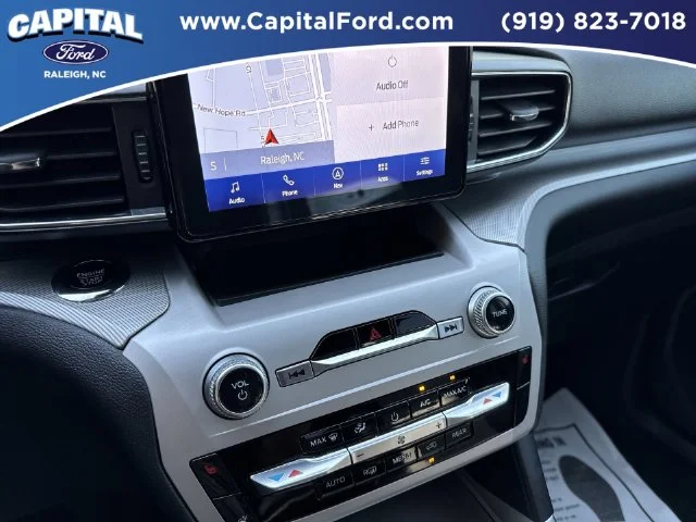 Used 2024 White Ford XLT image 27